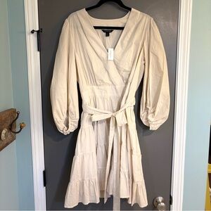 Banana Republic Cream Long Sleeve Dress